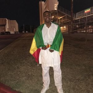 Meet your Posher, Aziz